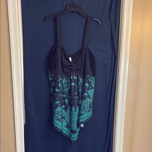 Rosegal Black and Teal Tank Top